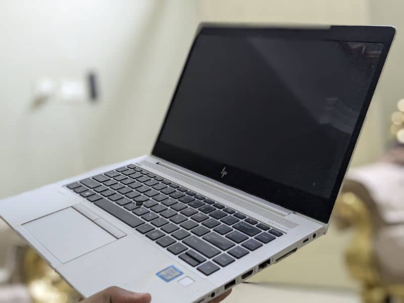 HP LAPTOP 1