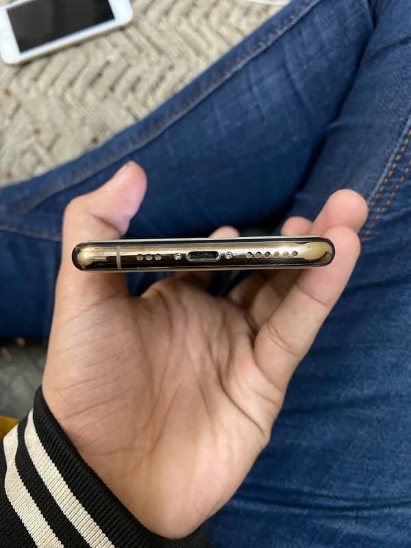 iphone xs 64gb 1