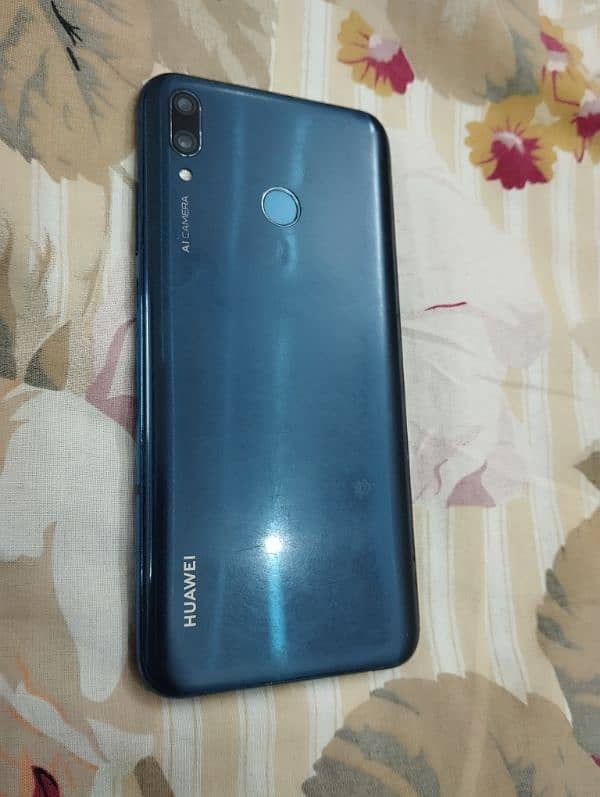 Huawei Y9 in Good Condations 6