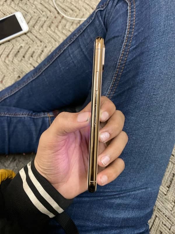 iphone xs 64gb 3