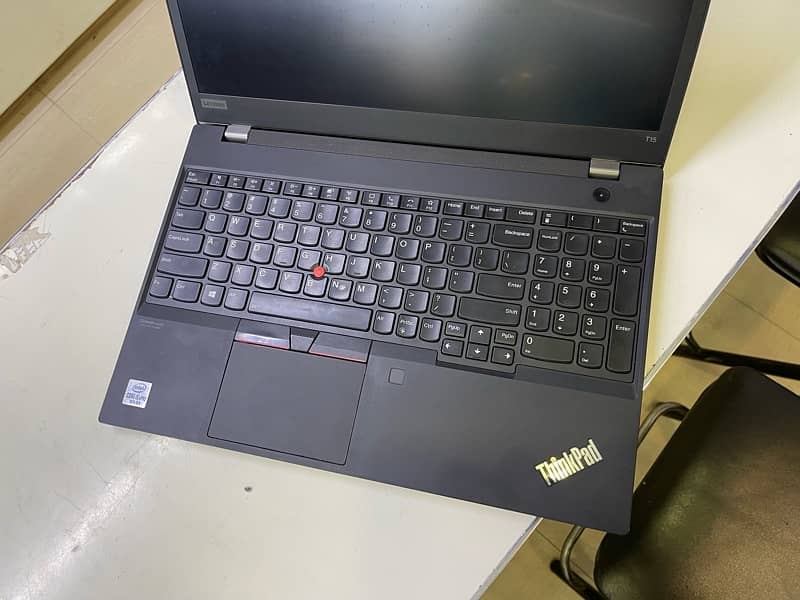 Lenovo T15 0