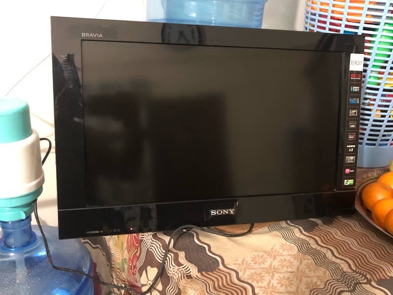 Sony Bravia 22” 3