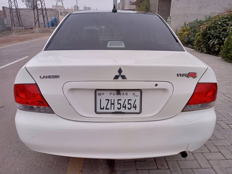 HOME USE LANCER GLX 1300CC 2005 VERY NEAT & CLEAN LIKE NEW 03366933661 5