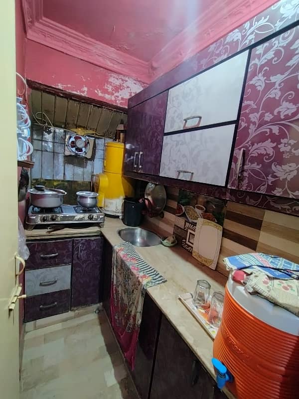 Flat in Gulistan e Jauhar 4