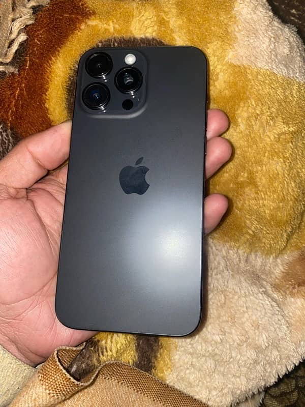 I am sale iphone 15 pro max icloud locked 256gb 1