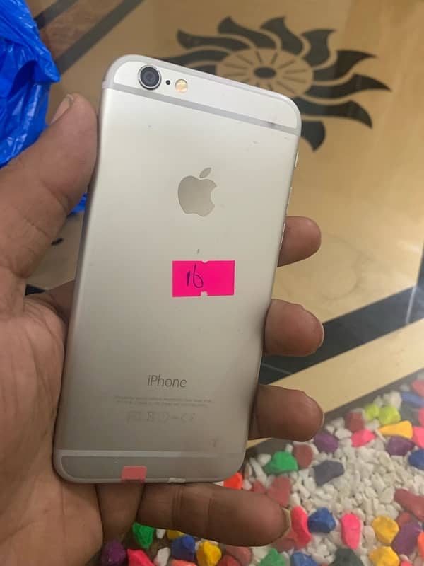 I phone 6   16gb 1