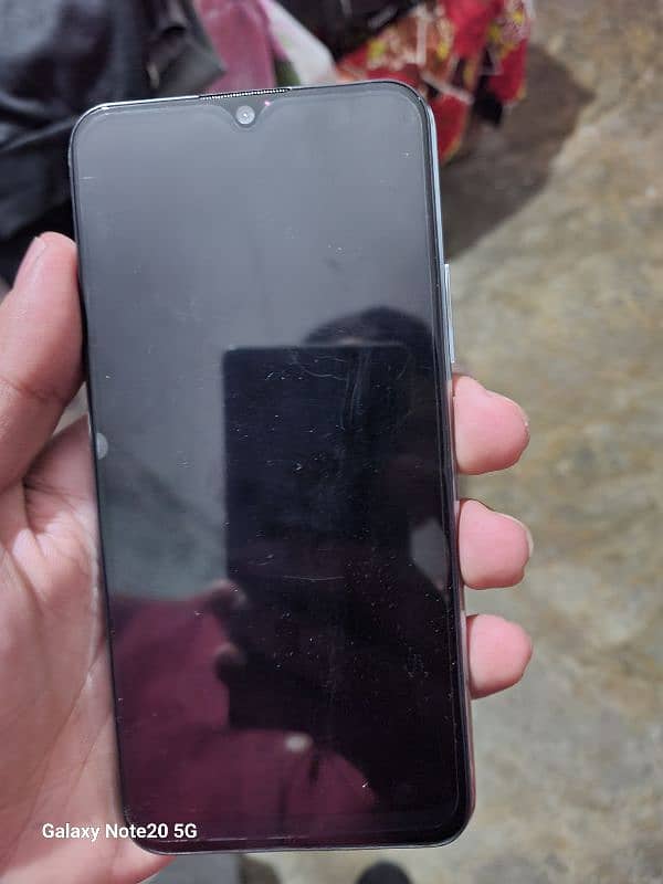 vivo y17 8 256 10 by 10 condition no diba no chrger 6