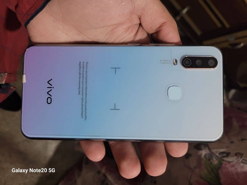 vivo y17 8 256 10 by 10 condition no diba no chrger 8