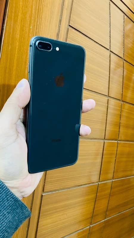 iPhone 8 plus 64Gb PTA Approve Gevey 0