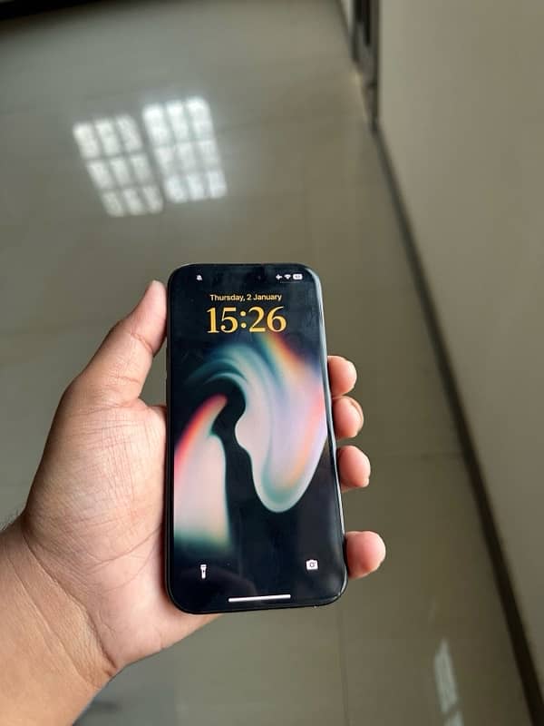 iPhone 15 Pro 128GB (jv) 0