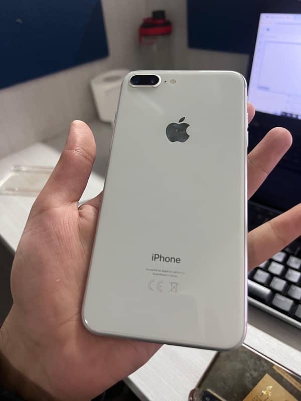 Iphone 8 plus 64 GB Pta Approved 6