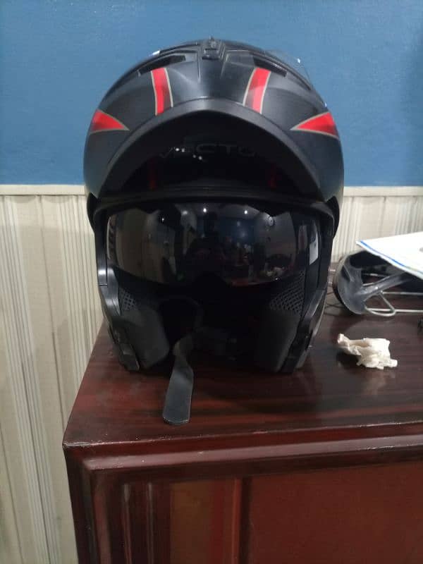 VECTOR FLIP HELMET 2