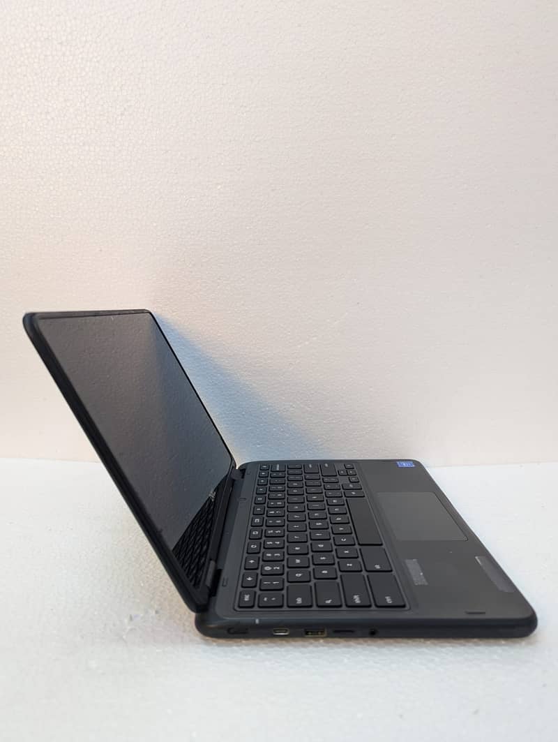 Dell Chromebook 5190 2-in-1 (Bubble-Screen) 1