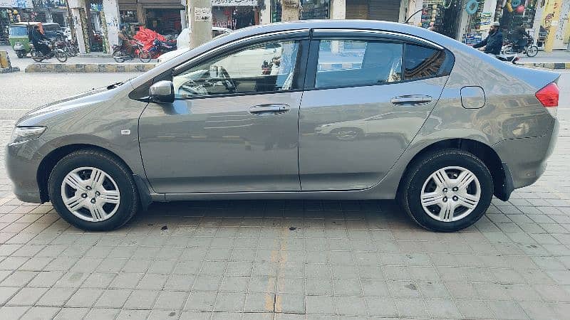 Honda City Lahore number 3