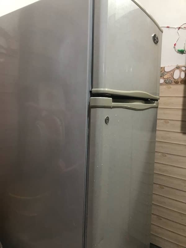 dawlance refrigerator 0