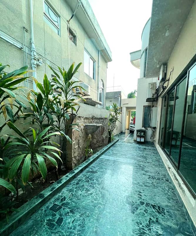 01 Kanal Modern Design House For Rent In DHA Phase 1 Block-E Lahore. 1