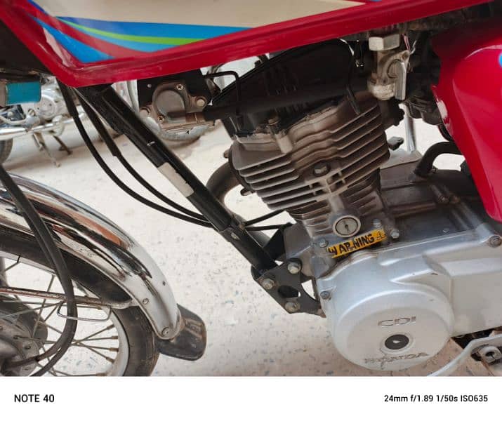 Assalamualaikum honda 125 22model Rawalpindi number 03156205605 7