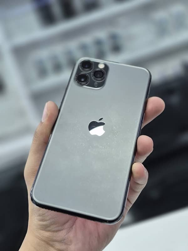 iPhone 11 Pro used Best and reasonable price Non PTA 3