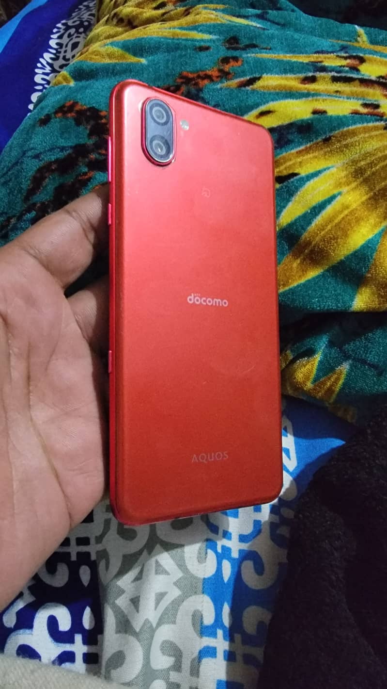 Aquos r3 non pta 6/128 1