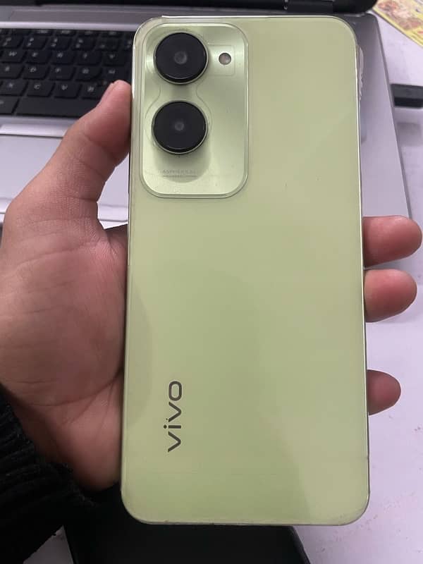 Vivo y 18 1