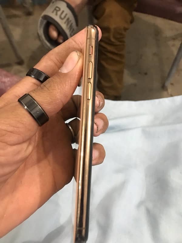 iPhone Xs 256GB non pta 3