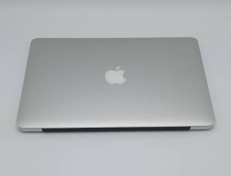 MacBook Pro 2015 late 16gb 128gb ssd just lcd issue 1