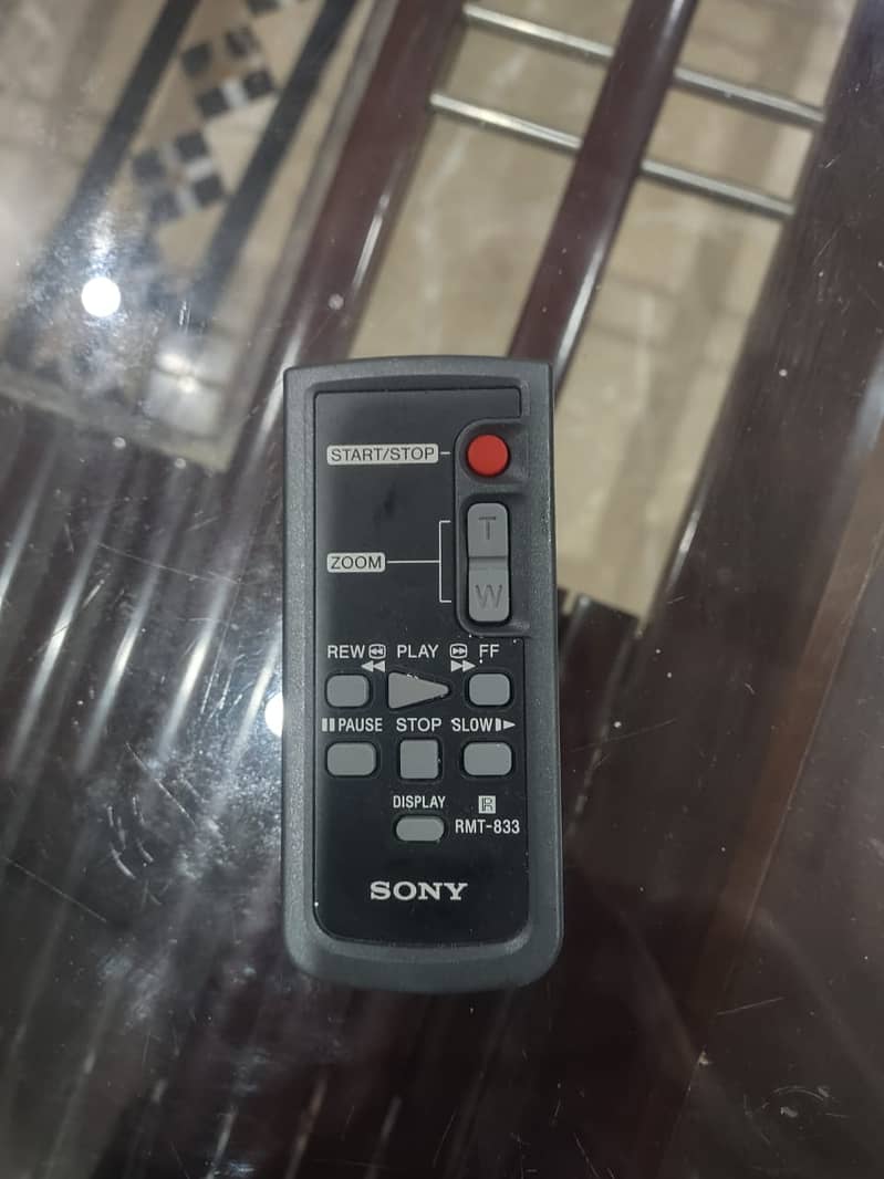 Sony Digital Video Camera Model No DCR-- SR 68e 9