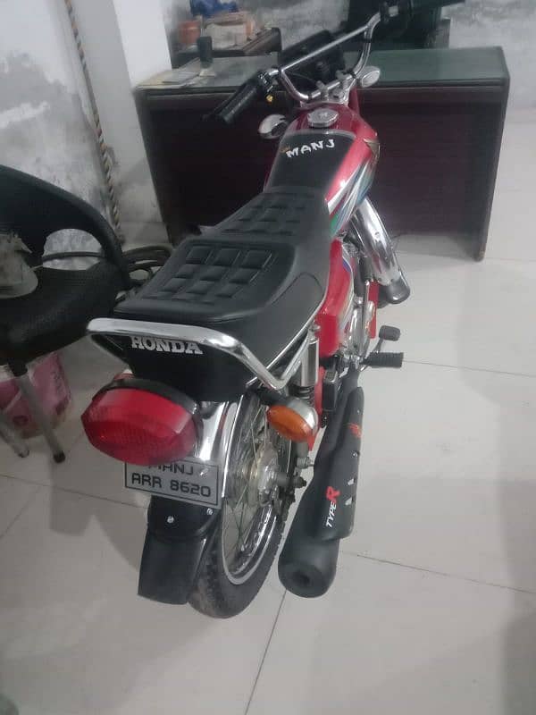 Honda 125 (23 model) 5