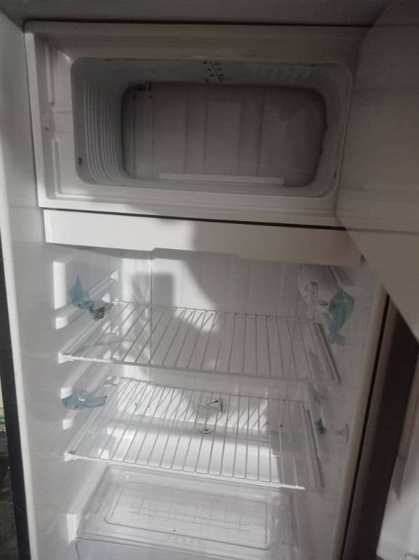 Dawlance Room Fridge 0