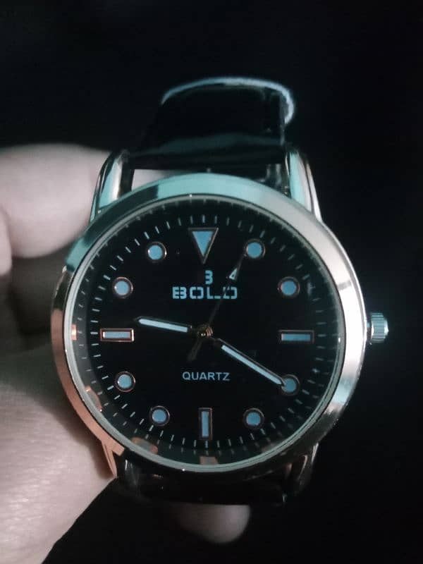 BOLD Men's Watch with box [New Year Offer] 1