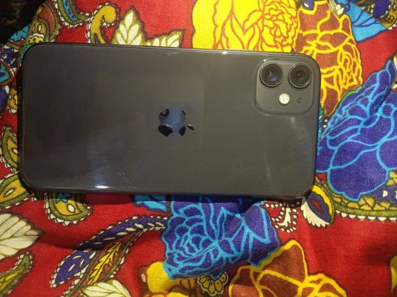 iphone 11jv 64 gb 10 by 10 condition 0