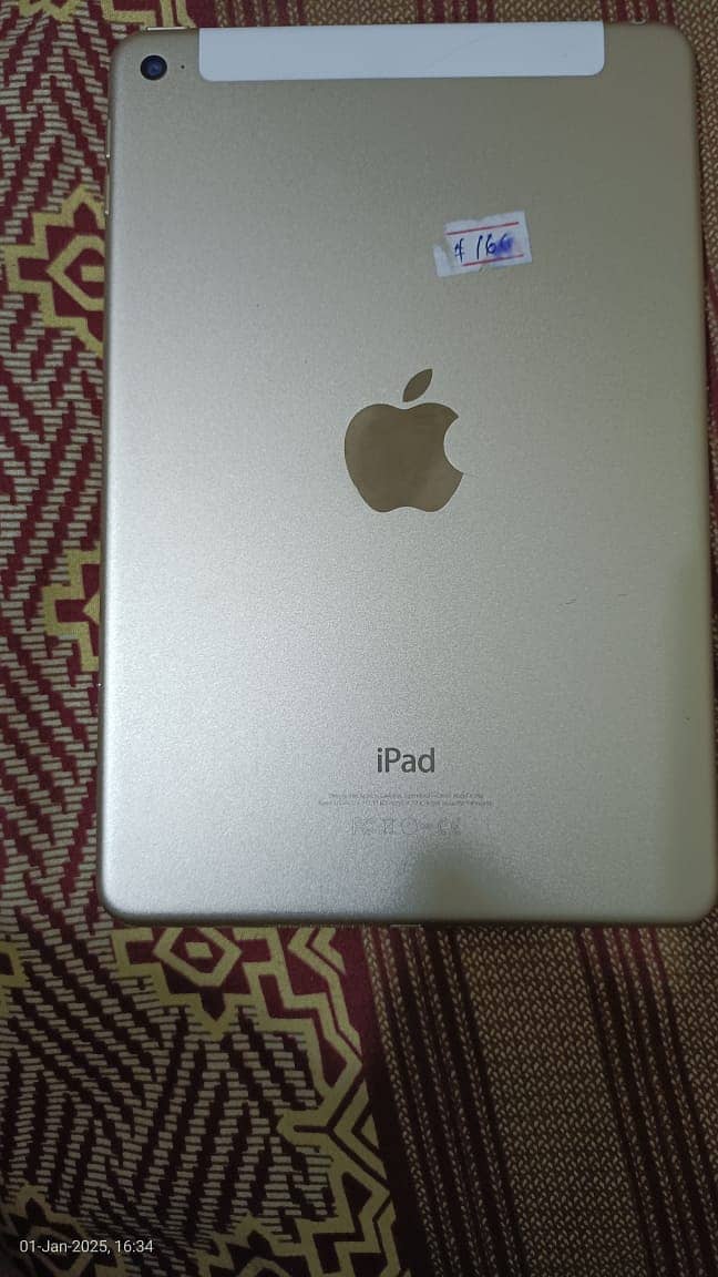 Apple ipad mini 4 good condition 1