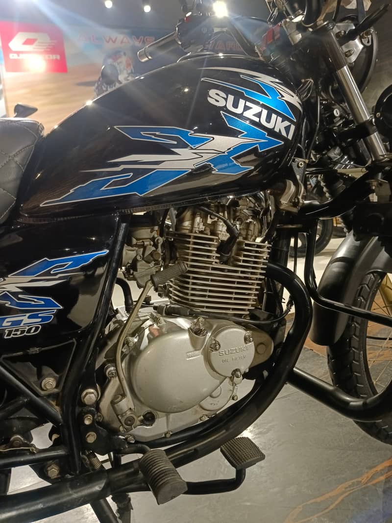 Suzuki GS 150 2025 6