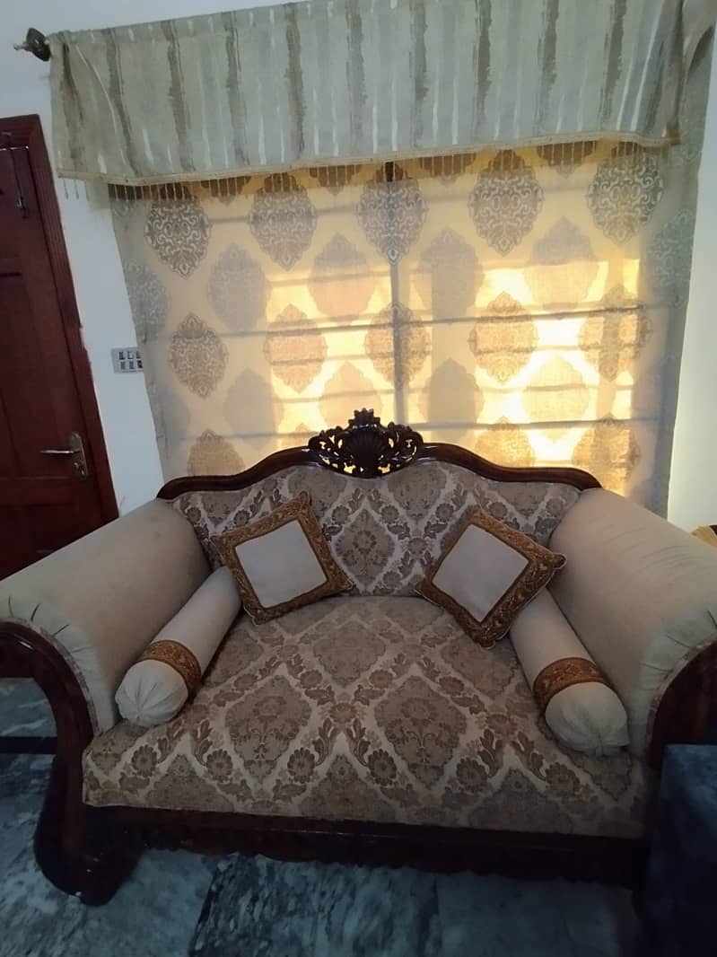 7 Seater Sofa Set & tables set 0