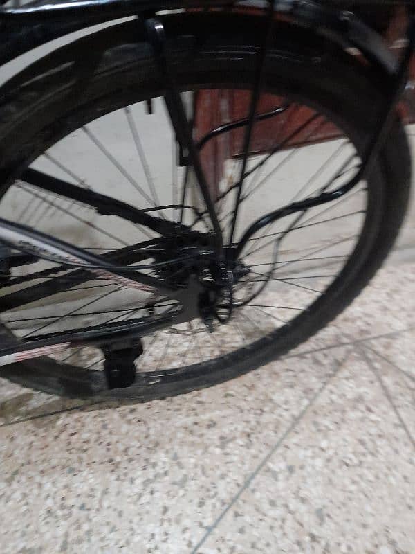 bicycle in good condition 4