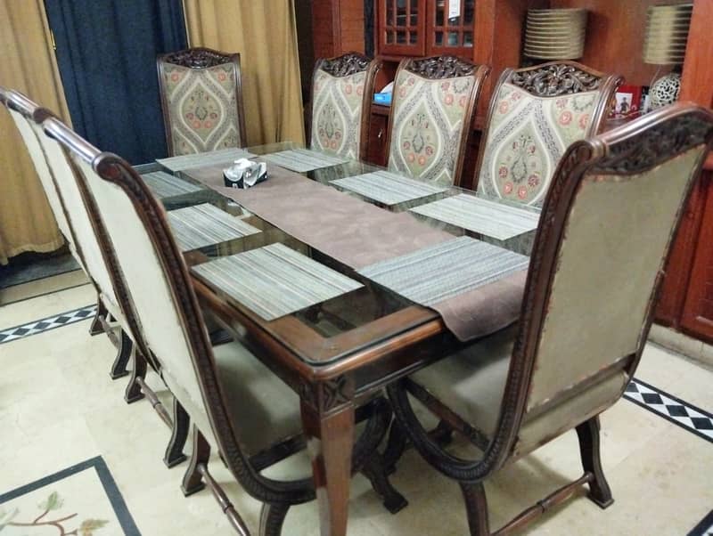 8 Seater Dining Table and 1 Showcase 3