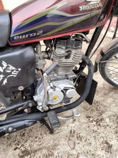 honda 125 lush condition for sale just lena wala rbta kran