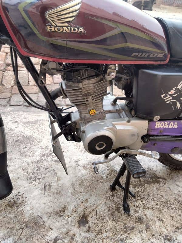 honda 125 lush condition for sale just lena wala rbta kran 3