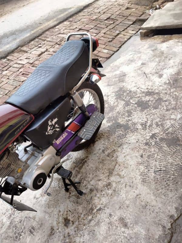 honda 125 lush condition for sale just lena wala rbta kran 4