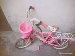 Girls bicycle in pink color