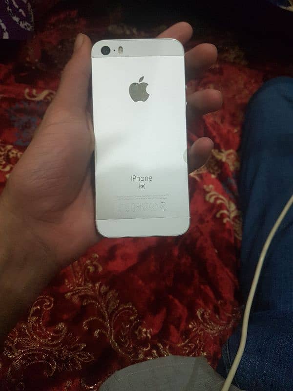 iphone SE 64 Gb 0