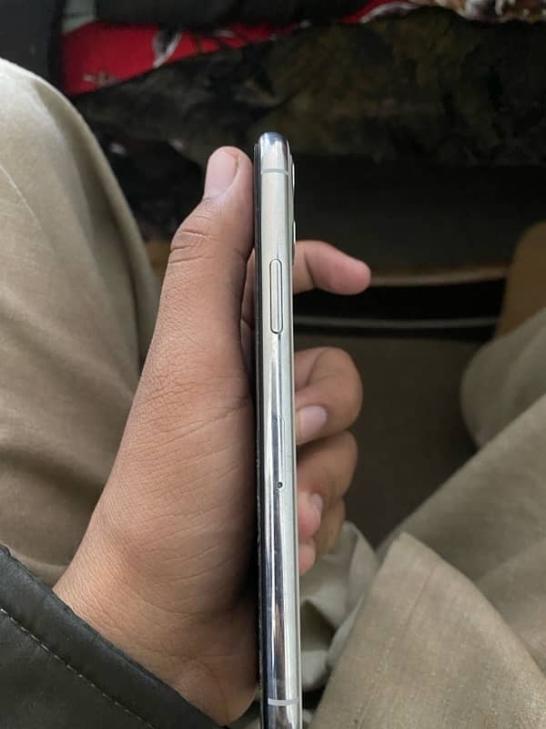 IPhone 11 pro (256)Gb non pta 3