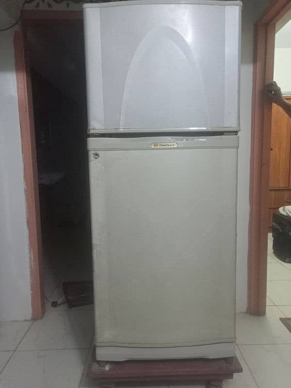 Dawlance Fridge in good condition 4