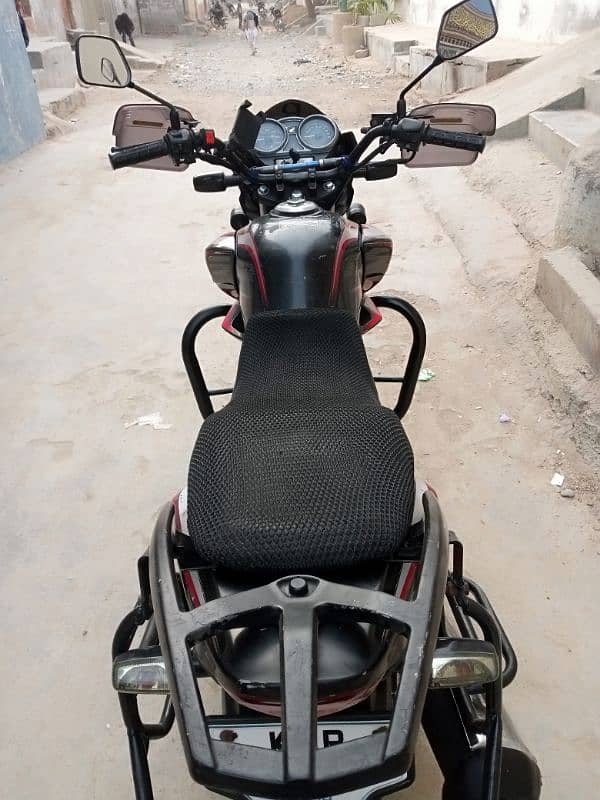 Honda cb 150.2019 model 8