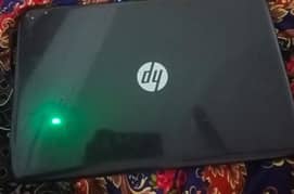 HP LAPTOP (LCD black hogai hai)