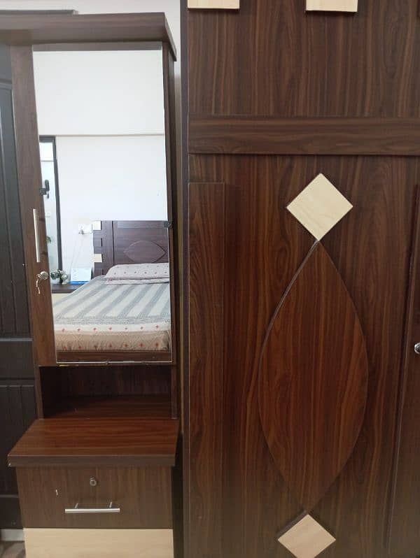 partex  2 single beds with mattress and wardrobe and dressing 3