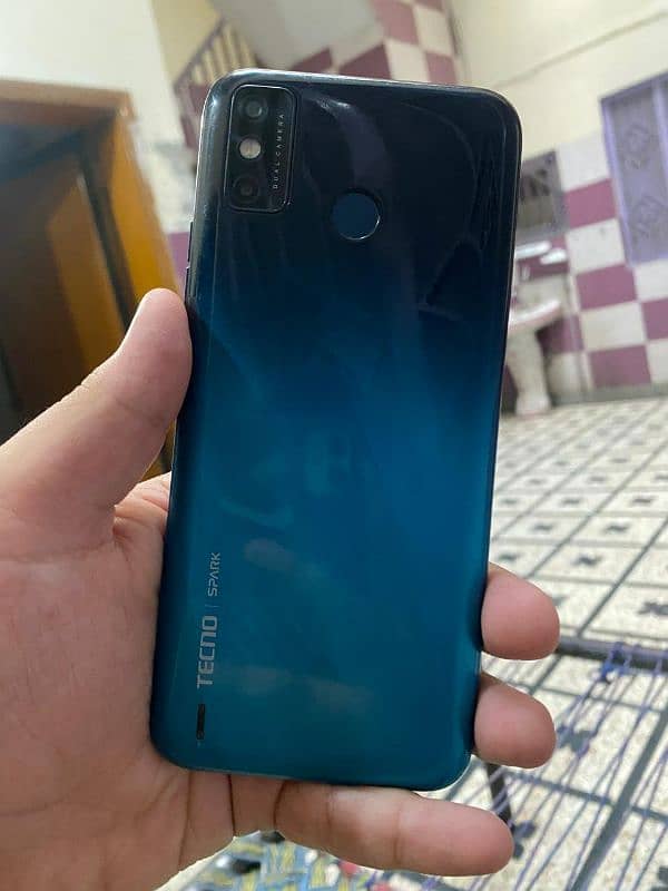 tecno spark 6go 5