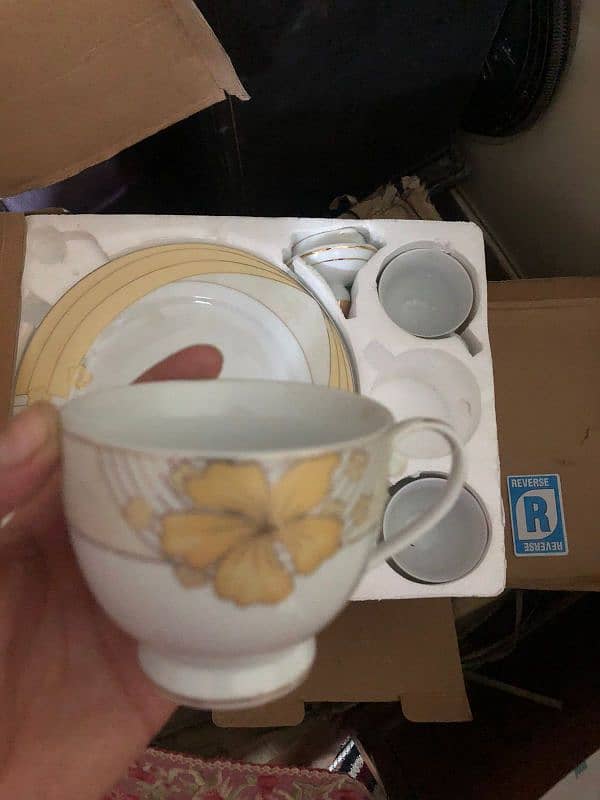 22 piece new tea set 1