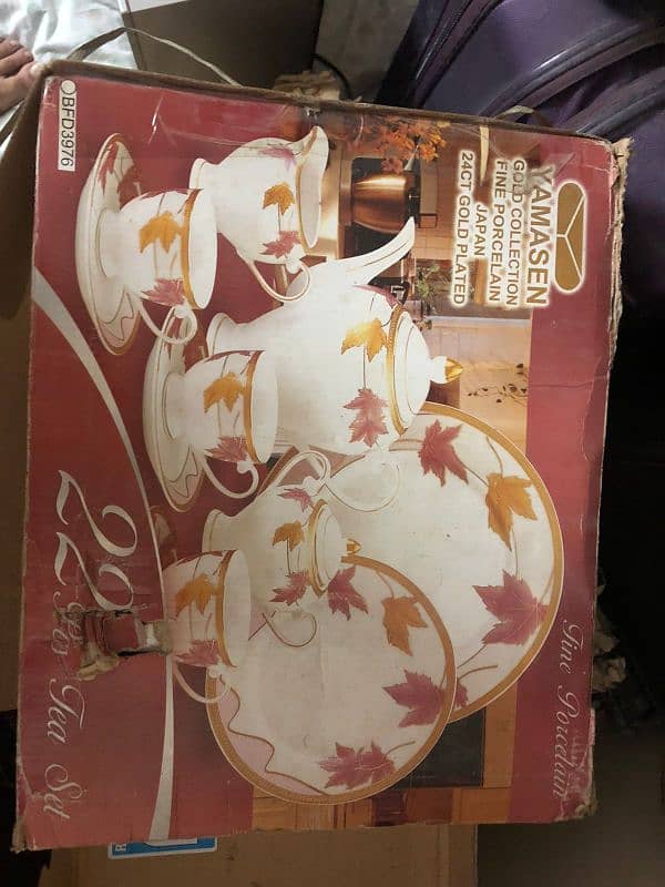 22 piece new tea set 3