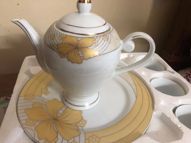 22 piece new tea set 4